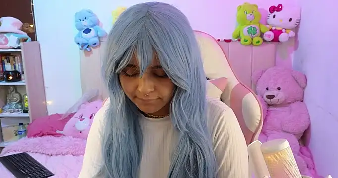 Snapshot of NekoWaifu chatting on February 19, 2026, 2:14 pm NekoWaifu online show from February 19, 2026, 2:14 pm