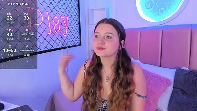 sophiee09  online show from January 10, 2026, 1:39 pm