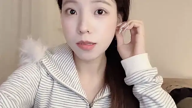 Meng 777 online show from November 18, 2025, 11:02 am