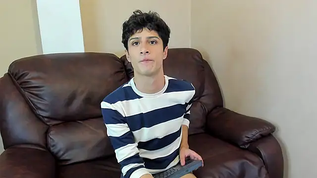 Snapshot of Xam_Collen chatting on January 10, 2026, 7:53 pm Xam Collen online show from January 10, 2026, 7:53 pm