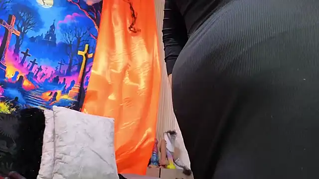 sofiagutierrez   online show from October 11, 2025, 3:07 am