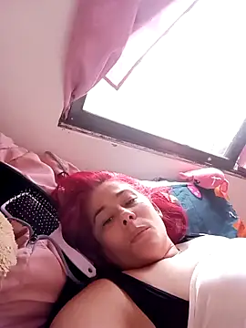 sofiagutierrez   online show from September 23, 2025, 10:06 pm