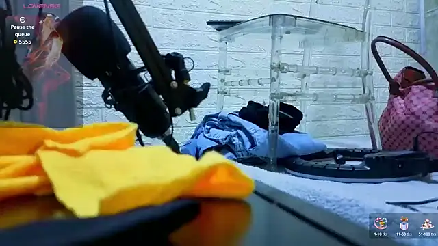 sofiagutierrez   online show from November 27, 2025, 3:34 pm