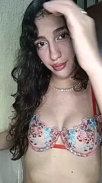 Emily-hottson online show from November 9, 2025, 2:15 am