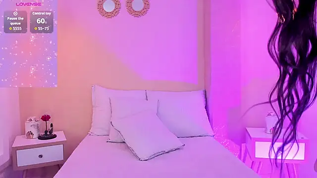 SofiaFontaiine online show from November 8, 2025, 2:04 am