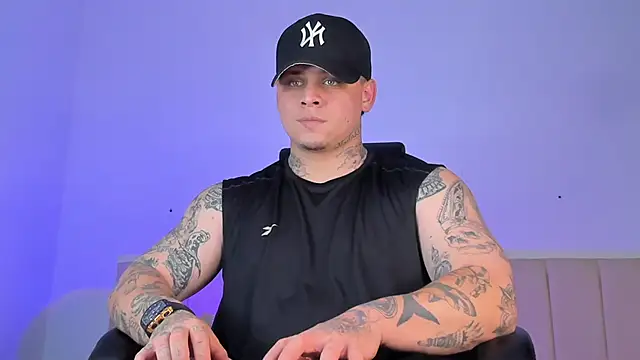 denis munera online show from November 25, 2025, 4:35 am