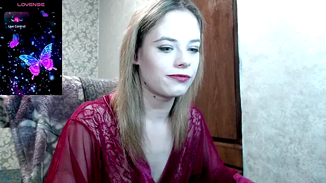 Kate  Loves online show from November 19, 2025, 7:25 pm