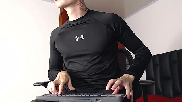 jaico santos online show from November 5, 2025, 11:08 pm