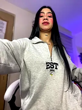 camila1 torres  online show from December 2, 2025, 3:30 am