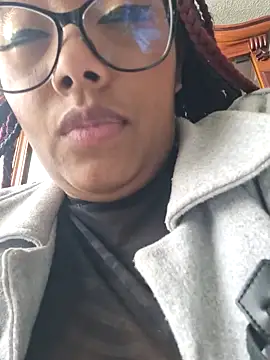 Ebony-Goddess19 online show from October 26, 2025, 7:47 pm