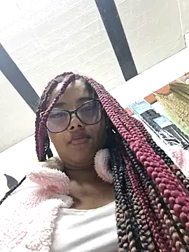 Ebony-Goddess19 online show from October 24, 2025, 1:26 am