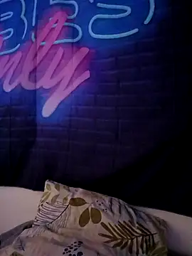 Mikaaa97 online show from January 9, 2026, 12:06 am