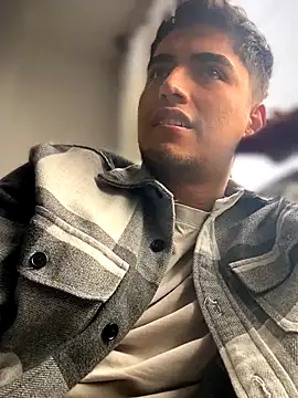 tomy hot20 online show from December 2, 2025, 9:05 pm