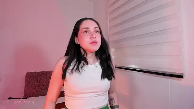 SarahCastillo  online show from March 9, 2026, 3:04 pm