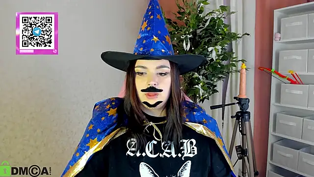 Mia R0ss online show from January 11, 2026, 1:01 am