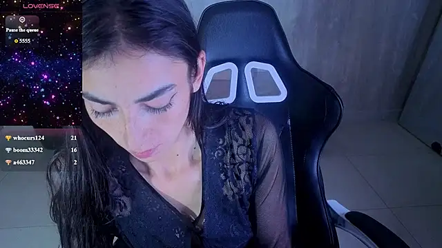 Snapshot of Maily_a_ chatting on February 14, 2026, 3:34 pm Maily a online show from February 14, 2026, 3:34 pm