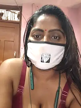 Jasmine Januja online show from November 16, 2025, 3:11 am