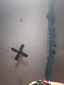 Jasmine Januja online show from November 21, 2025, 1:59 am