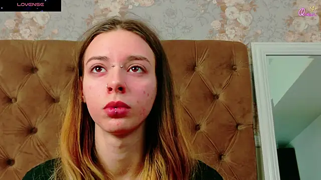 CoraVex online show from January 7, 2026, 5:01 am