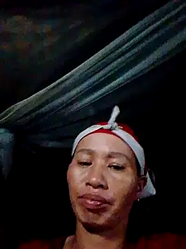 donna-bae online show from October 1, 2025, 11:58 am