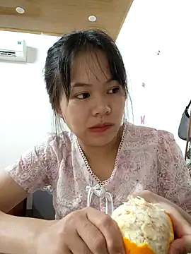 Snapshot of CicumBae chatting on October 23, 2025, 3:05 am CicumBae online show from October 23, 2025, 3:05 am