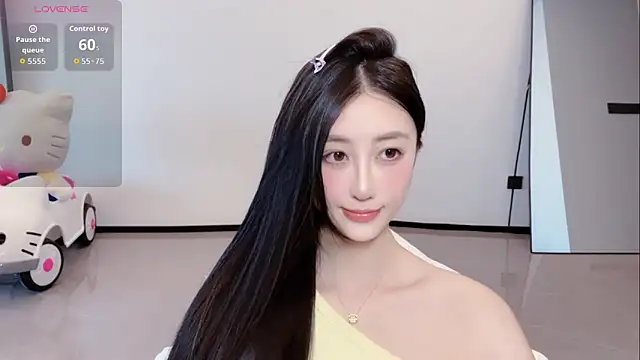 Snapshot of Melody-11 chatting on December 17, 2025, 7:46 am Melody-11 online show from December 17, 2025, 7:46 am