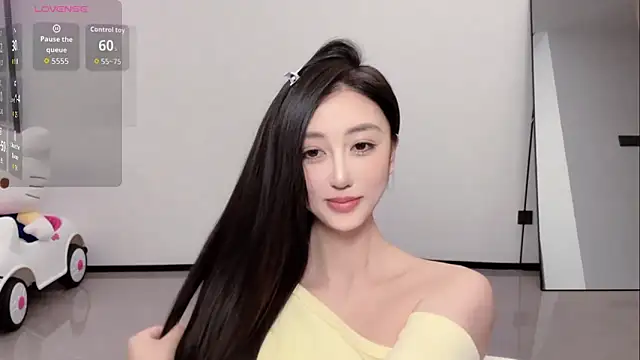 Snapshot of Melody-11 chatting on December 4, 2025, 4:06 pm Melody-11 online show from December 4, 2025, 4:06 pm