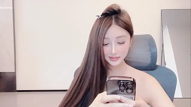 Snapshot of Melody-11 chatting on March 2, 2026, 8:54 am Melody-11 online show from March 2, 2026, 8:54 am