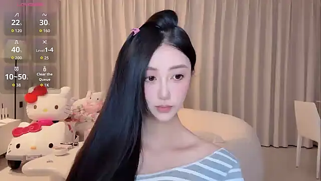 Snapshot of Melody-11 chatting on October 27, 2025, 10:33 pm Melody-11 online show from October 27, 2025, 10:33 pm