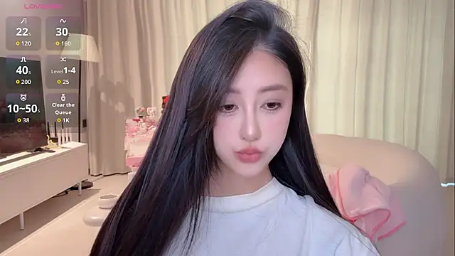 Snapshot of Melody-11 chatting on October 4, 2025, 6:59 am Melody-11 online show from October 4, 2025, 6:59 am