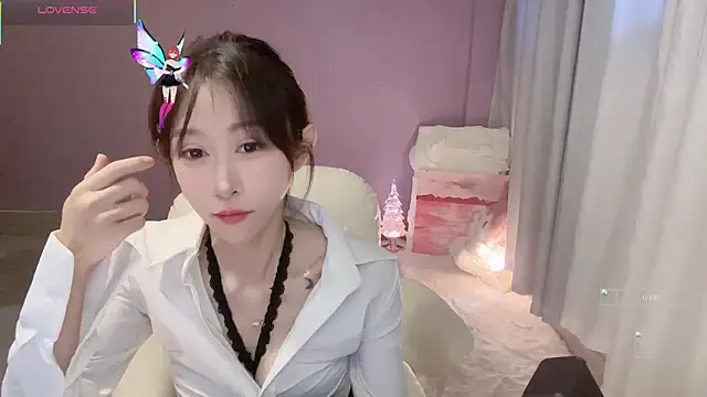 ai-ai-mi online show from December 3, 2025, 3:18 am