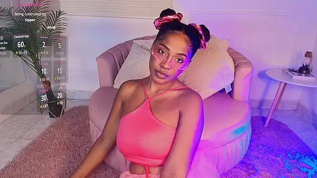 Snapshot of alessia_moon1 chatting on November 15, 2025, 1:26 pm alessia moon1 online show from November 15, 2025, 1:26 pm