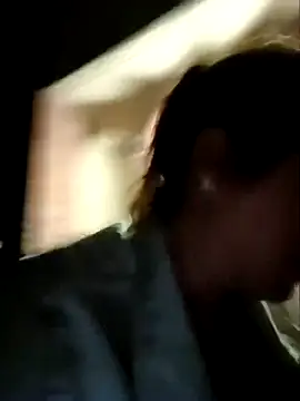 bichota85 online show from October 5, 2025, 9:27 pm