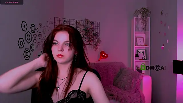 ariana ross7 online show from February 17, 2026, 10:51 pm