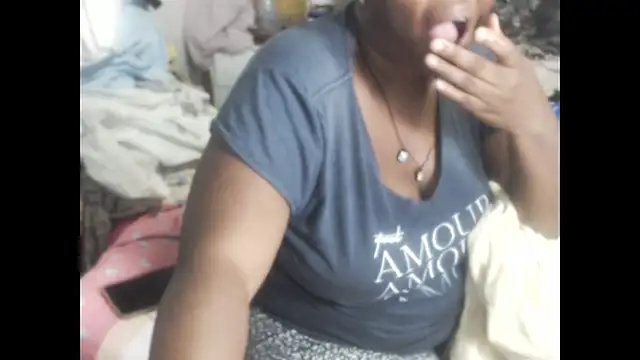 rachelexoticgirl online show from March 26, 2026, 3:27 am