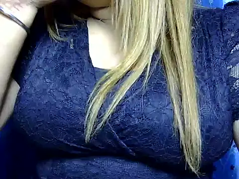 Snapshot of Sathi7457 chatting on November 18, 2025, 8:06 am Sathi7457 online show from November 18, 2025, 8:06 am