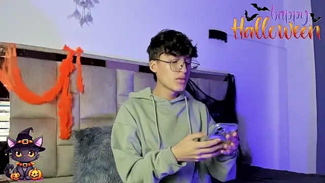 bellmontneon online show from October 30, 2025, 11:19 am