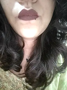 Snapshot of Bhaavyasingh chatting on October 6, 2025, 6:52 pm Bhaavyasingh online show from October 6, 2025, 6:52 pm