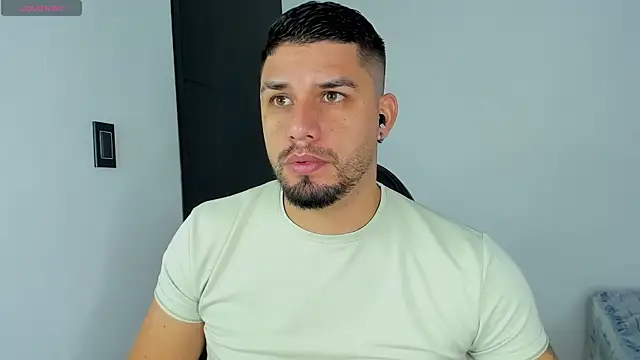 Snapshot of Jacob19_ chatting on September 18, 2025, 12:52 pm Jacob19  online show from September 18, 2025, 12:52 pm