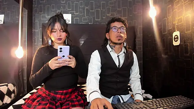 Snapshot of Alien_high chatting on October 4, 2025, 2:29 pm Alien high online show from October 4, 2025, 2:29 pm