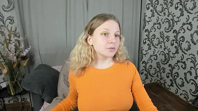  Velvet peach  online show from November 23, 2025, 11:09 am