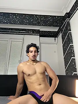 fuck   boyy online show from May 3, 2026, 12:42 pm