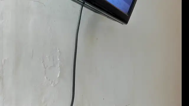 Naomis 35 online show from February 11, 2026, 8:09 pm