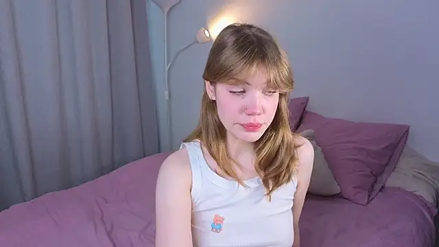 pienaple online show from March 4, 2026, 4:09 am