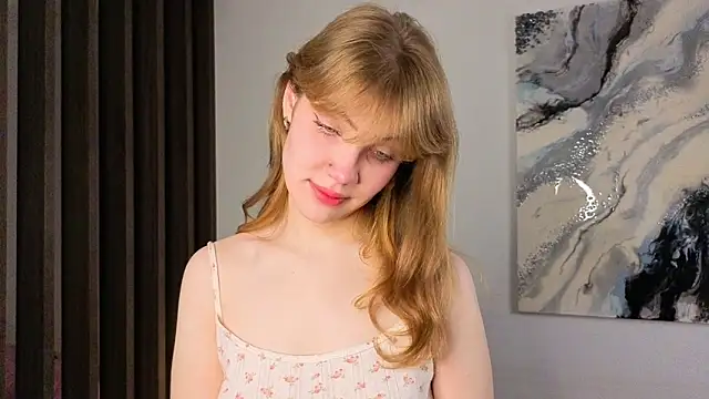 pienaple online show from November 26, 2025, 4:12 am