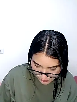 Snapshot of Renata_Zoe chatting on October 15, 2025, 1:26 am Renata Zoe online show from October 15, 2025, 1:26 am