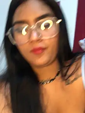 Renata Zoe online show from November 23, 2025, 1:48 am