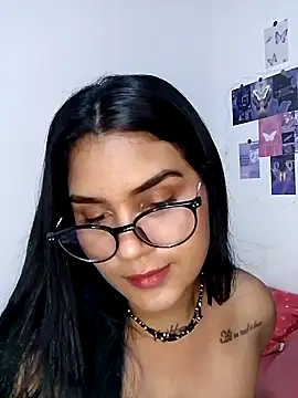 Snapshot of Renata_Zoe chatting on October 9, 2025, 2:34 am Renata Zoe online show from October 9, 2025, 2:34 am