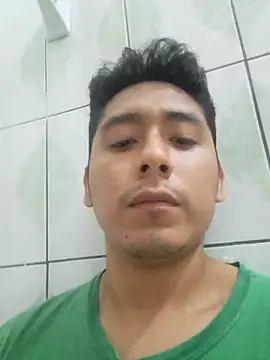 Snapshot of latinbigcock1_ chatting on October 13, 2025, 2:02 am latinbigcock1  online show from October 13, 2025, 2:02 am