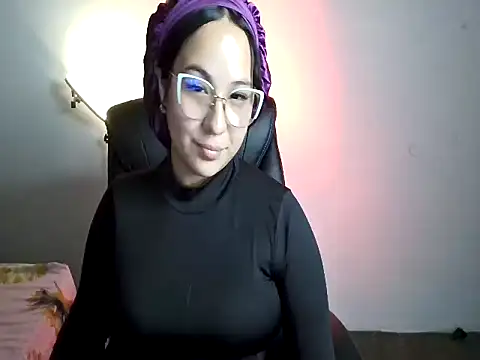 Snapshot of sacha_torres02 chatting on March 20, 2026, 1:50 am sacha torres02 online show from March 20, 2026, 1:50 am